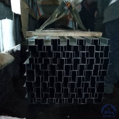 Шляпный профиль ПШ-40 40х40х20х1,2 мм купить в Павлодаре