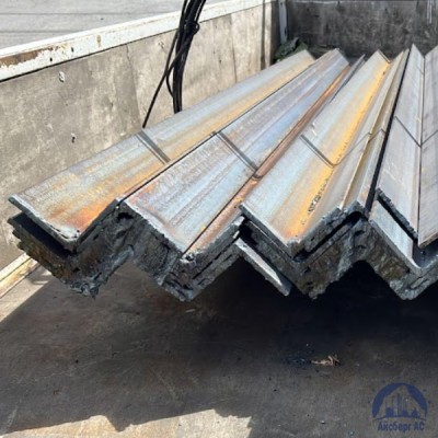 Уголок гнутый равнополочный 100х100х5 мм ст. 3сп / 3пс ГОСТ 19771-93 купить в Павлодаре