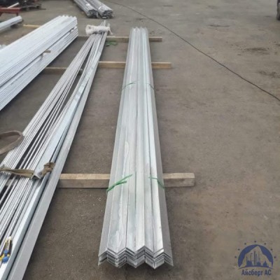 Уголок оцинкованный 140х140х10 мм ГОСТ 9.307-89 купить в Павлодаре