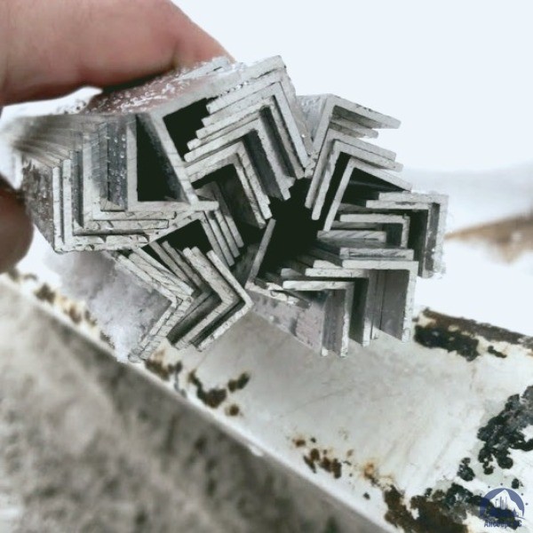 Уголок алюминиевый 15х15х1.5 мм Д16Т L=3-6 м 