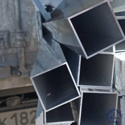 Труба нержавеющая профильная 40х40х1,5 мм зеркальная 08Х18Н10 купить в Павлодаре