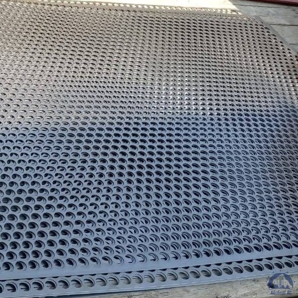 Лист перфорированный Qg 8,0-12,0 1,5х1000х2000 мм стальной